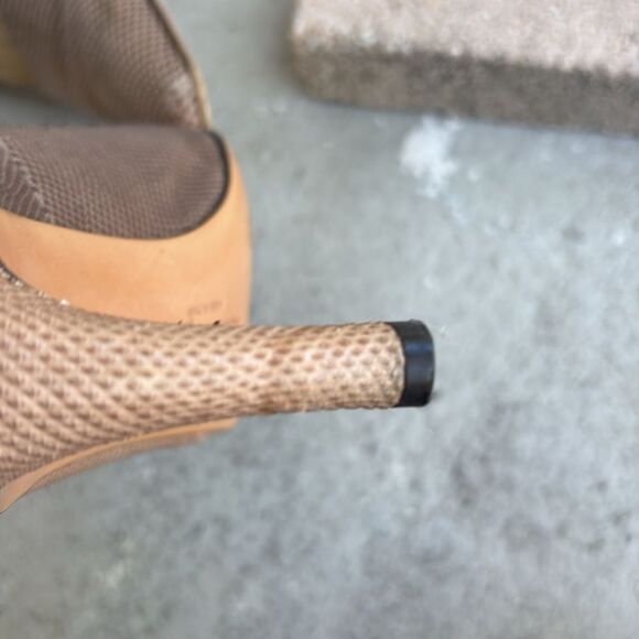 Salvatore Ferragamo Two tone heels - Picture 7 of 13